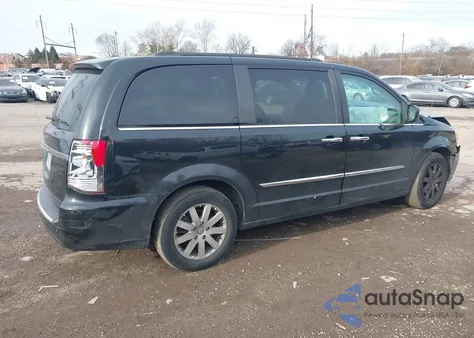 2015 Chrysler Town & Country Touring from USA, damaged, VIN 2C4RC1BG3FR620824
